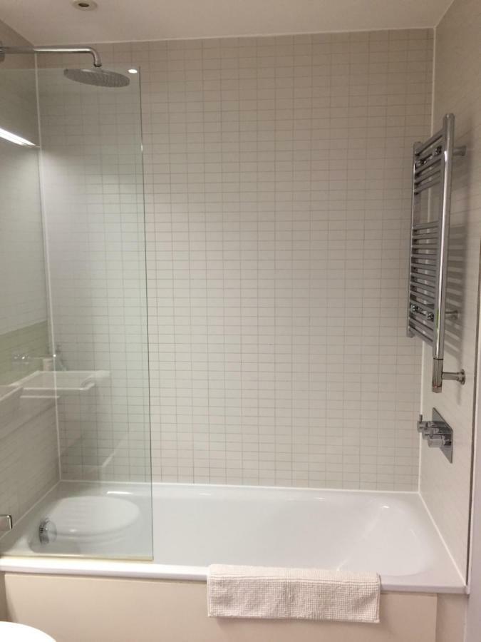 Highcross Deluxe Apartment 레스터 외부 사진